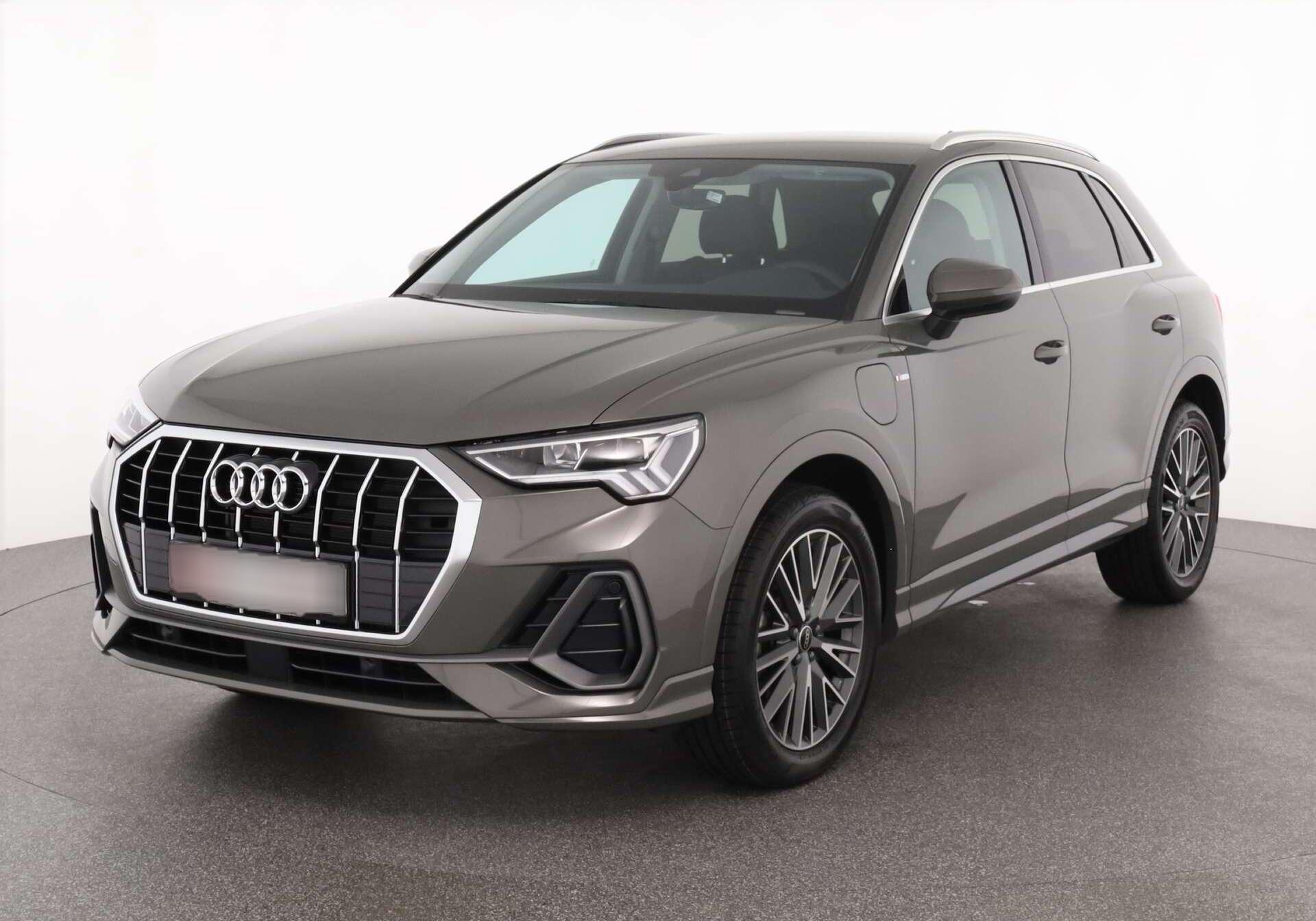 Audi Q3 45 TFSI e S line