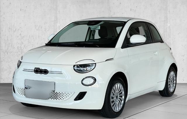 Fiat 500e Action Radio &Winter Paket, Apple Carplay, Android Auto,